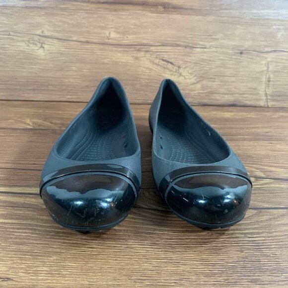 Crocs Black Slip-on Cap Toe Flats Women’s Size 6 - Picture 3 of 7